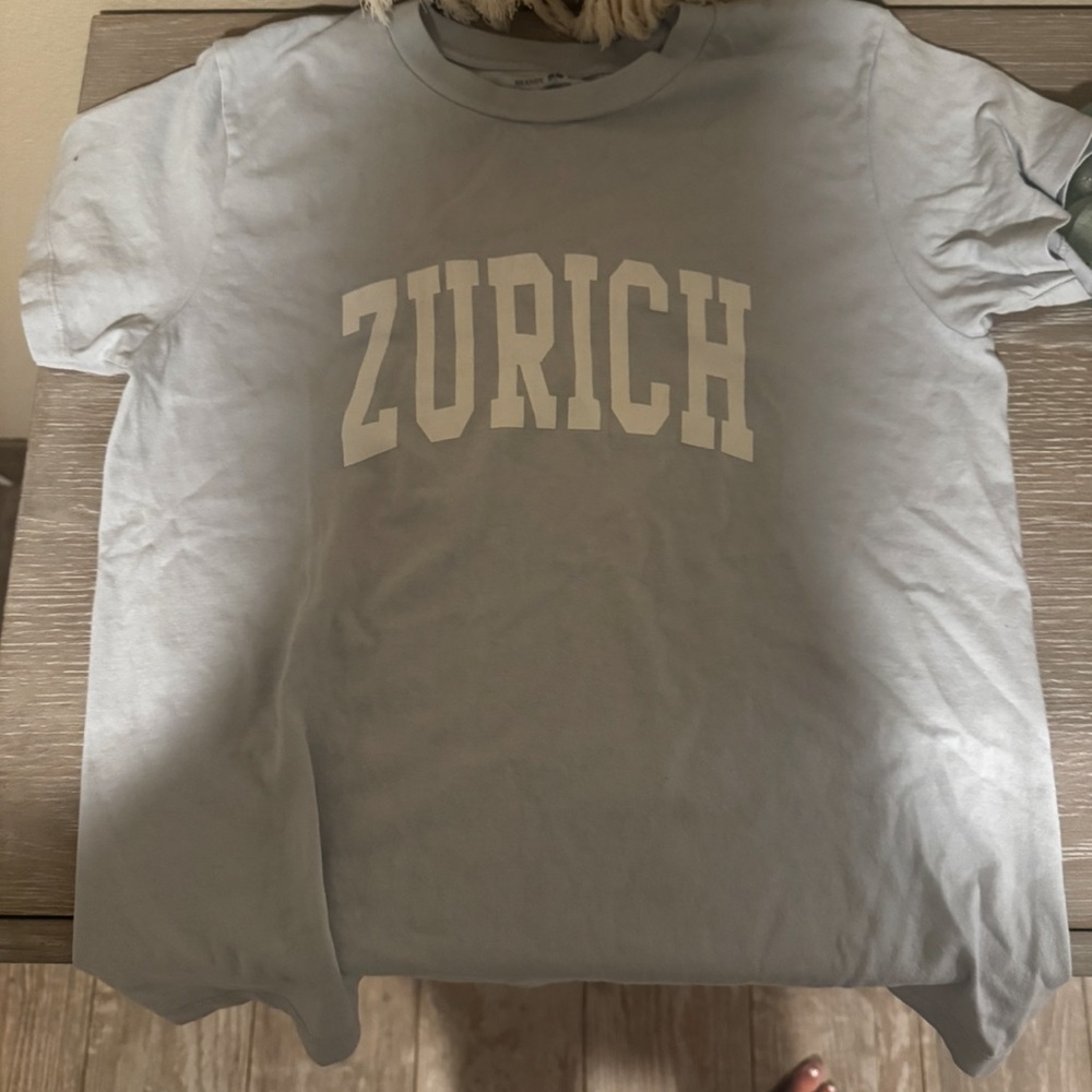 Brandy Melville Gray Short Sleeve Tee